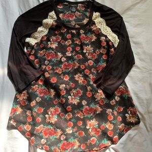 NWOT Flower Blouse